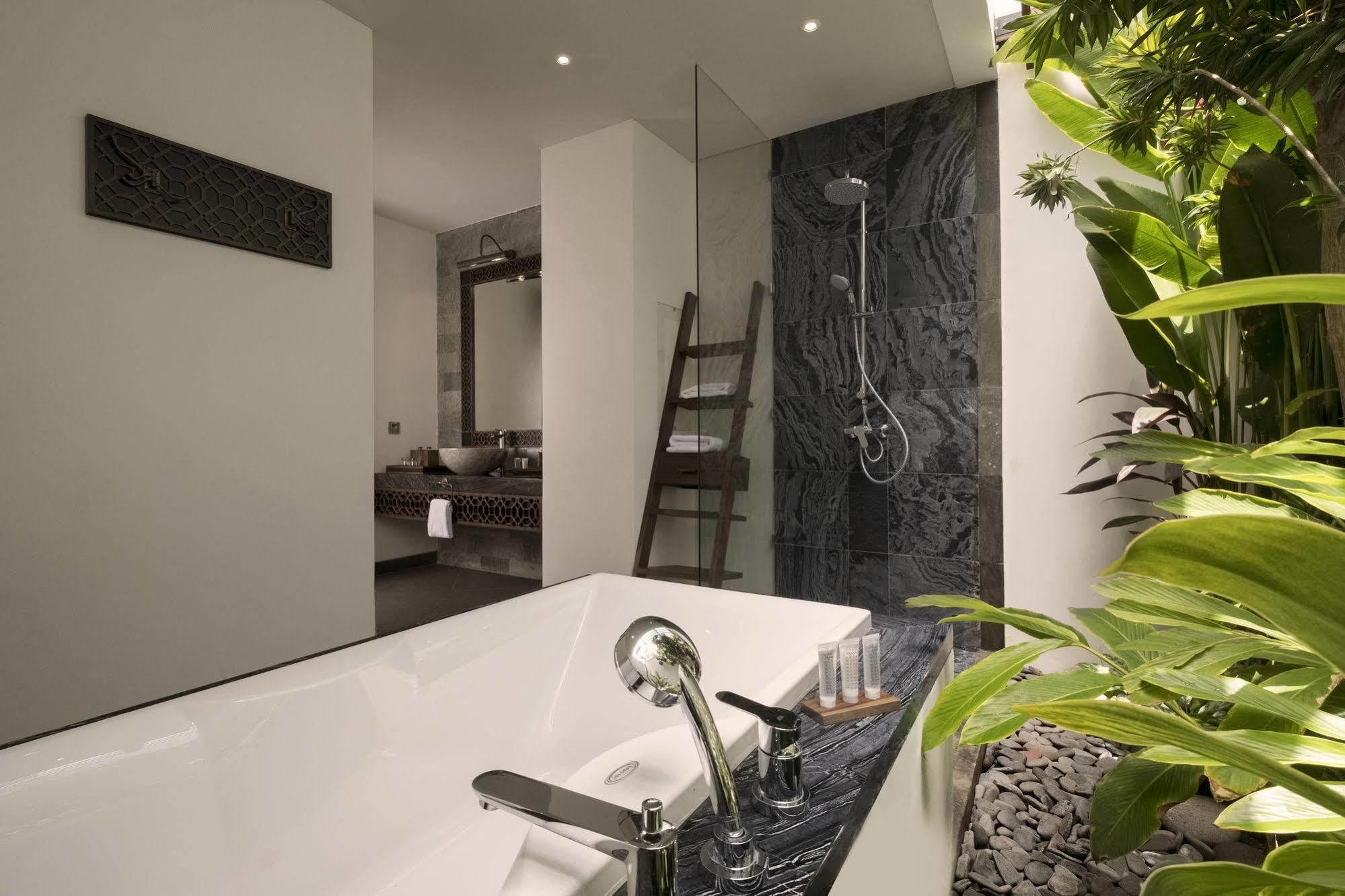 Akana Boutique Hotel 4*